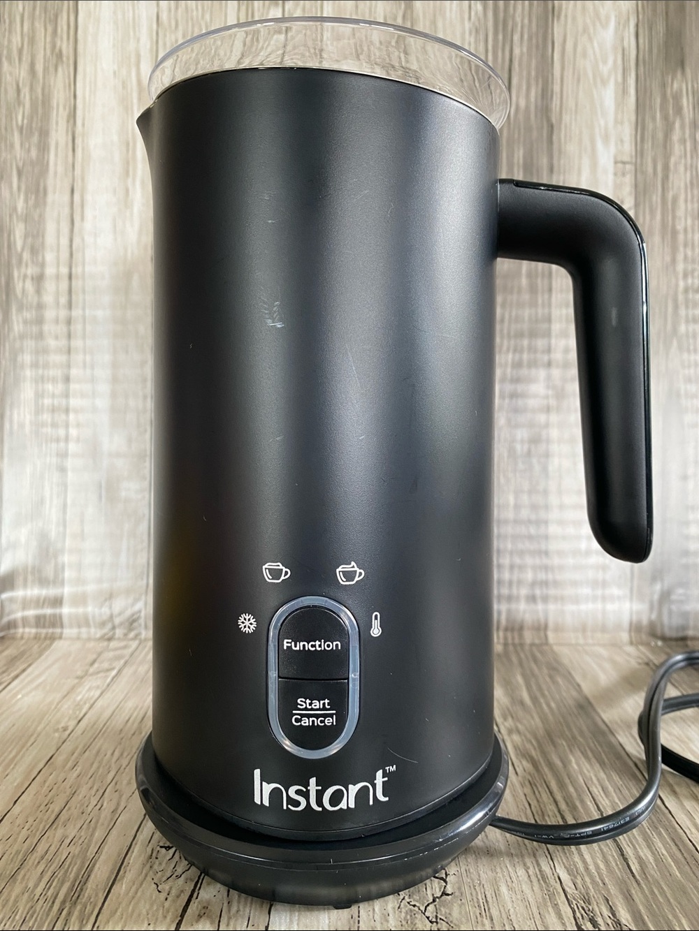 Instant Pot 10 oz 4-in-1 Electric Milk Steamer, Hot or Cold Foam Maker